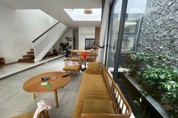 ♥ Mặt Tiền Hải Sơn, 122m2, ngang 5.5m, 3 tầng sân vườn hồ cá thoáng mát, 7.x tỷ