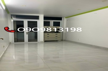 Bán Nhanh Nhà SHR Quận 1 - Pháp Lý Sạch, Tặng Nội Thất