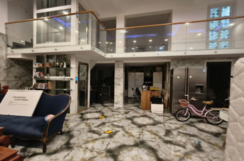 VIP TRƯỜNG THỌ - THANG MÁY SỊN SÒ- HẺM 7 CHỖ. OTO NGỦ TRONG SÂN. NHÀ XÂY 4 TẦNG, HOÀN CÔNG CHUẨN
