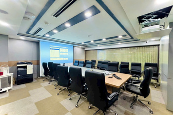 Bán tòa nhà mặt phố, view hồ Hạ Đình, Thanh Xuân, gần Royal City DT 80m2, 9 tầng MT 6m, có hầm, KD