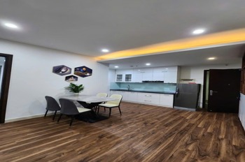 Bán Căn Hộ FLC Complex 36 Phạm Hùng: View Hồ, 2PN, Giá 5.45 Tỷ