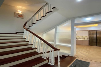Bán nhà Nguyễn Khang - 6 Tầng, Ô Tô Vào Nhà, Kinh Doanh - Giá Tốt