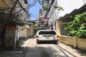 Siêu phẩm nhà phố Đội Cấn - Ba Đình: Thang máy, Full Nội thất, Ô tô đỗ cửa