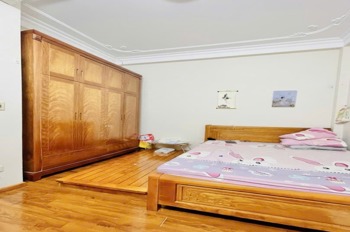 Bán nhà phố Nguyễn Khang, Cầu Giấy - 50m2, 5 tầng, Giá 9.9 tỷ