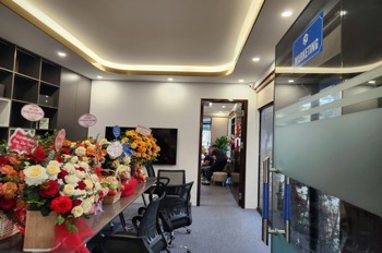 Bán Tòa Nhà Lô Góc Mặt Phố Lạc Long Quân, Tây Hồ - 6 Tầng, Giá 4x Tỷ