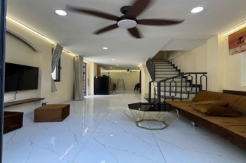 Bán nhà Him Lam gần đường đôi, 5 tầng, ô tô tránh, giá 10.5 tỷ