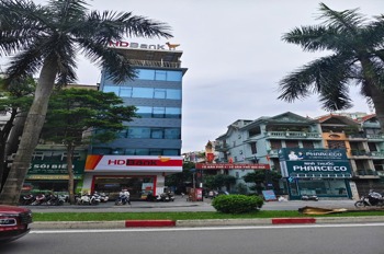 Bán nhà phân lô Nguyễn Khuyến, Văn Quán: Ô tô tránh, vỉa hè rộng, 80m2, 5 tầng, 16 tỷ