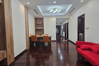 Bán căn hộ cao cấp 3 phòng ngủ, 112m² tại 34 Hoàng Cầu, Đống Đa - Giá 14.6 tỷ