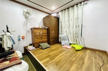 Bán nhà Sài Đồng 3.5 tỷ - Ngõ thông, Ô tô đỗ cửa, Tặng nội thất