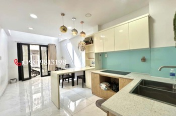 Bán Nhanh Nhà Đẹp Quận 1 - 5PN, SHR, Giá 11.8 Tỷ