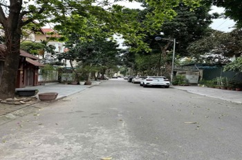 Bán Siêu Biệt Thự Phố Trung Kính - 400m2, Mặt Tiền 20m, Giá Tốt Nhất Cầu Giấy