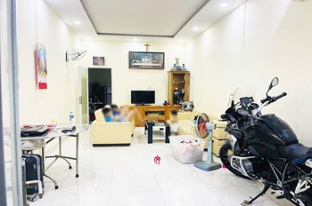 Bán nhà Tân Bình - Lạc Long Quân - 47m2 - 7 tỷ TL - Vị trí đẹp