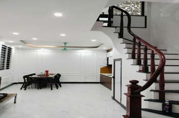 Nhà Di Trạch 40m2, 5 Tầng, Căn Góc, 6.3 Tỷ - Vị Trí Đắc Địa, Tiềm Năng Cho Thuê Cao