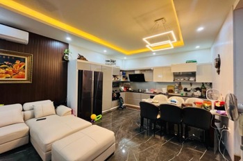 Bán nhà đẹp Trung Liệt 66m², Lô Góc, Ô Tô Đỗ Cửa - Giá 19.8 Tỷ