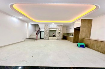 Nhà Mới Xây 7 Tầng, Thang Máy, Ngã Tư Sở - Vị Trí Đắc Địa, Tiện Ích Vượt Trội