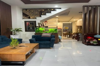 Bán Nhà Nguyễn Thiện Thuật - 5 Tầng - 9.2 Tỷ - Xe Hơi Tránh Nhau