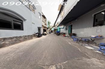 5,1 TỶ - QUẬN 7 - HẺM XE HƠI - SỔ HỒNG RIÊNG - GẦN ĐƯỜNG NGUYỄN THỊ THẬP