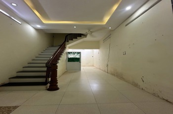 Bán nhà riêng 30m2 Yên Sở, Hoàng Mai, Hà Nội - 5.7 tỷ - Vị trí đẹp, tiềm năng lớn