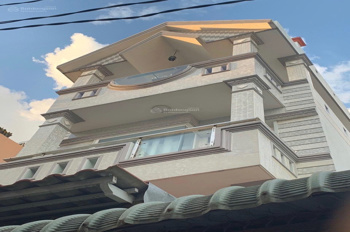 Ngay TT Q1, Bán nhà riêng Đoàn Văn Bơ, Q4 ngang 4.6m*dài 19m,93m2,chỉ với 15 tỷ