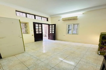 Nhà phố Đội Cấn - 39m2, 5 Tầng, 8.4 Tỷ - Vị trí đẹp, tiện ích đầy đủ