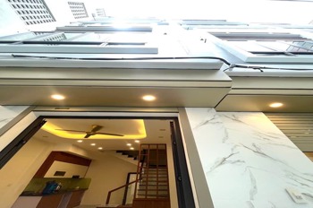 Bán nhà đẹp Lạc Long Quân, Cầu Giấy - Vị trí Vàng, Gần Hồ Tây