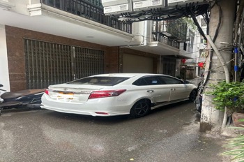 Bán Gấp Nhà Đất Trung Tâm Cầu Giấy - 93.6m² - Giá 17.7 Tỷ