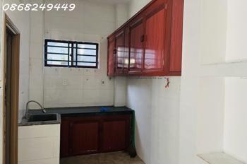 Kiệt ô tô Trần Duy Chiến, thông thẳng tắp, nhà 2 tầng kiên cố, vài phút ra biển