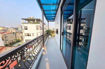 Nhà Phân Lô 8 Tầng, Mặt Tiền Rộng 7.3m, Ô Tô Tránh - Giá 18.5 Tỷ