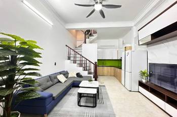 Bán nhà đẹp - Trung tâm Cầu Giấy - 30m2 4 tầng nhỉnh 8  tỷ