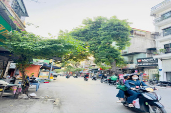 LÔ GÓC, 1 MẶT PHỐ 2 MẶT NGÕ Ô TÔ, 
 MẶT TIỀN HOA HẬU LÀ CON PHỐ ĐỊNH CÔNG THƯỢNG ĐÓN ĐẦU ĐƯỜNG