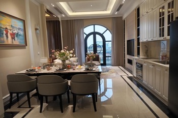Nhà Đàm Quang Trung - Ô Tô Đỗ Cửa - Thang Máy - Full Nội Thất - Giá 18.6 Tỷ