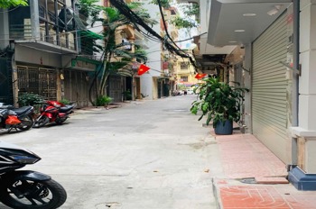 🔥Bán nhà Hoàng Quốc Việt, Cầu Giấy - 7.3 tỷ - Ngõ Ô Tô - 35m2, 4 Phòng Ngủ🔥