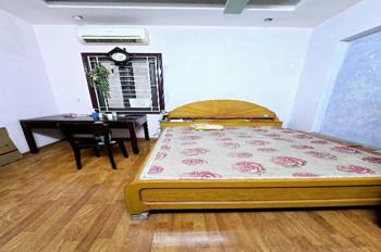 Bán nhà Tây Hồ Xuân La 35m2, 4T, 2 mặt ngõ, ô tô đỗ cửa, gần Hồ Tây