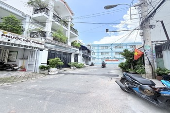 Mặt Tiền Đường Nguyễn Lộ Trạch, Quận Tân Phú  - DT 74m2 (4 x 18)m