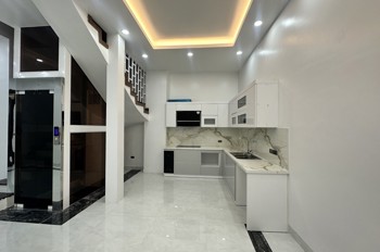 BÁN NHÀ NGUYỄN SƠN-LONG BIÊN,LÔ GÓC, NGÕ OTO,THANG MÁT, 70M2, NHỈNH13 TỶ