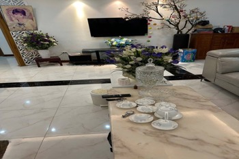 Chung Cư 136 Hồ Tùng Mậu: Căn Góc 4PN, Sân Vườn 25m², Giá 9.2 Tỷ