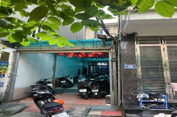Bán nhà Cầu Giấy - Đất Phân Lô - Ô Tô Vào Nhà - Giá Tốt