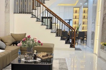 HIẾM - BÁN NHÀ TÔN ĐỨC THẮNG - ĐỐNG ĐA - 50M2 - 7 TẦNG - GẦN NGAY MẶT PHỐ - 5 PHÚT DI CHUYỂN ĐẾN