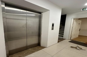 Bán Nhà Mặt Phố Quảng Khánh Tây Hồ 172m2 - 6 Tầng, Lô Góc, View Hồ Tây - Giá 160 Tỷ
