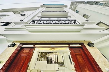Nhà Phố 5 Tầng Bắc Từ Liêm - Full Nội Thất - Giá Tốt
