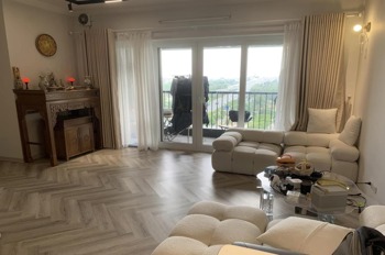 Bán Căn Hộ Vườn Đào Tây Hồ - 98m2, 2PN - Giá 7.2 Tỷ - View Nhật Tân