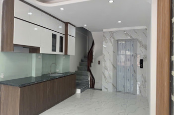 BÁN NHÀ THẠCH BÀN LONG BIÊN – 42M² – 6 TẦNG – 8,8 TỶ – THANG MÁY – Ô TÔ ĐỖ – KINH DOANH ĐỈNH