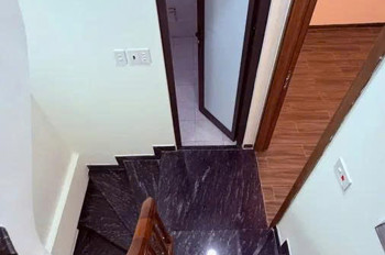 Bán nhà tổ 6 Yên Nghĩa 36 m2 x 5 Tầng Ô TÔ đỗ cửa – Nhà đẹp ở ngay – Gía 5.24 tỷ