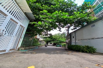 Bán Đất Quận 9, Lê Văn Việt - 115m2, Sổ Riêng, Giá 5.3 Tỷ