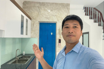 Hiếm!!!! Thượng Cát Nhà Mới 5 Tầng Lô Góc Thang Máy Oto VF3  43m2x5TxMT4m Chỉ 5.85 tỷ