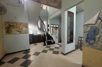 Bán nhà Xuân Đỉnh 35m2, 5 tầng, cách ô tô tránh 20m, giá 5.5 tỷ