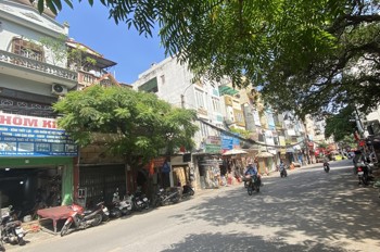Lô góc mặt phố La Thành (to) không QH mặt tiền lớn VIP nhất phố 74m² nhà 3 tầng giá cực sốc 37 tỷ
