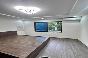 Bán Căn Hộ Tập Thể Thanh Xuân Nam - 3PN, Lô Góc, Ngõ Ô Tô - Giá 3.82 tỷ