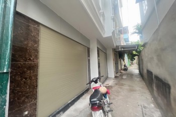 Bán nhà Đông La, Hoài Đức - 38m2, 4.6 tỷ - Hiện Đại, Gần KĐT Đô Nghĩa, Đại học Phenikaa