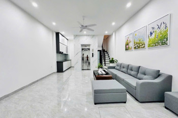 BÁN NHÀ MỚI 6 TẦNG - 39M2 - THANG MÁY – HOÀNG HOA THÁM, NGỌC HÀ – CHỈ 5 PHÚT RA LĂNG BÁC, HỒ TÂY